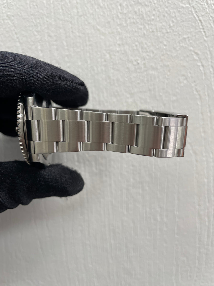 Rolex Submariner · Ref. 116610LV · 40mm 2017
